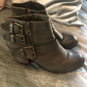Grey booties w/ brass buckle & zip detail - size 8